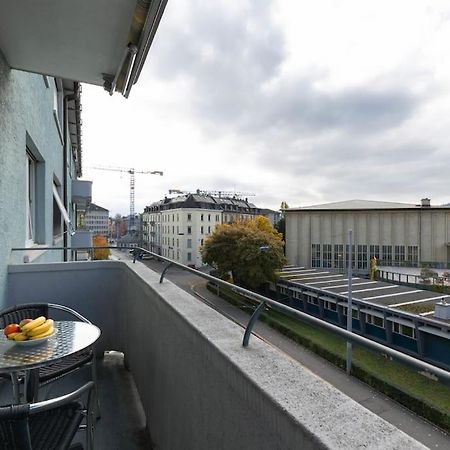 Very Spacious Studio In City Center - Parkview 4 Zürich Buitenkant foto